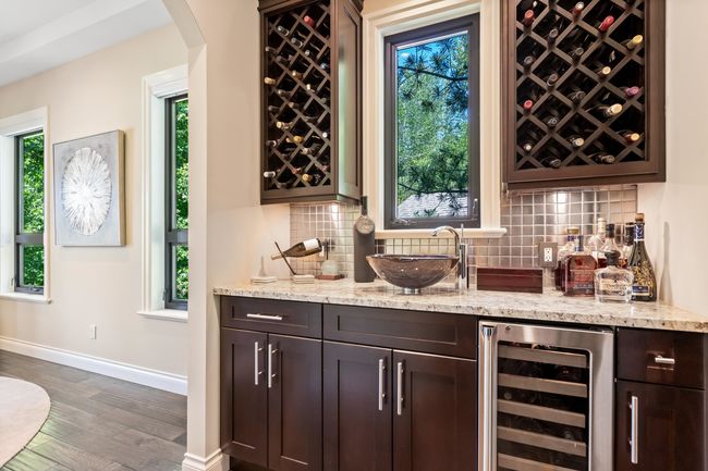 11386 241a St, House other with 4 bedrooms, 5 bathrooms and 6 parking in Maple Ridge BC | Image 8