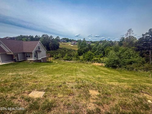 1919 Lakewood Dr, Morristown, TN, 37814-5312 | Card Image
