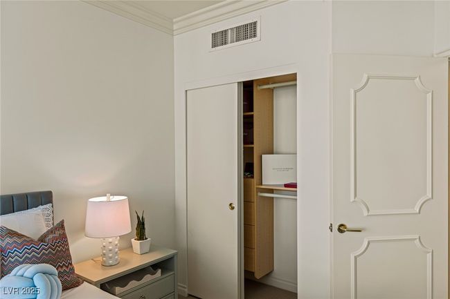UNIT-2502 - 2877 Paradise Rd, Home with 3 bedrooms, 3 bathrooms and 1 parking in Las Vegas NV | Image 50