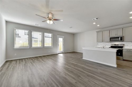 unit-b-111 Amber Fields Trl, Buda, TX, 78610-2339 | Card Image