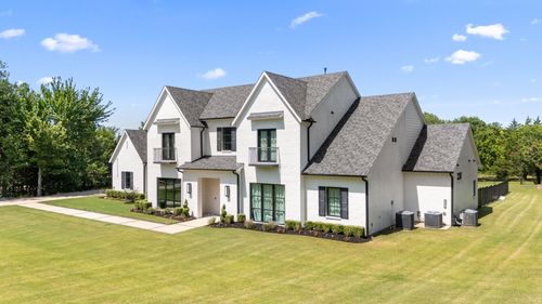 7025 County Road 202, McKinney, TX, 75071-7303 | Card Image