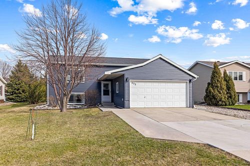 222 Alice Ln, Harwood, ND, 58042-4123 | Card Image