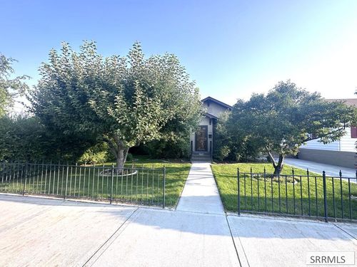 394 W 19th Street, Idaho Falls, ID, 83402 | Card Image