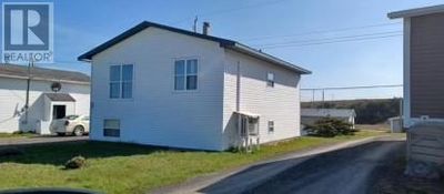 5 Centennial St, House other with 2 bedrooms, 1 bathrooms and null parking in Fortune NL | Image 1