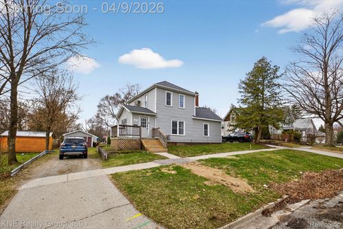 217 Maple Ave, Alma, MI, 48801-2232 | Card Image
