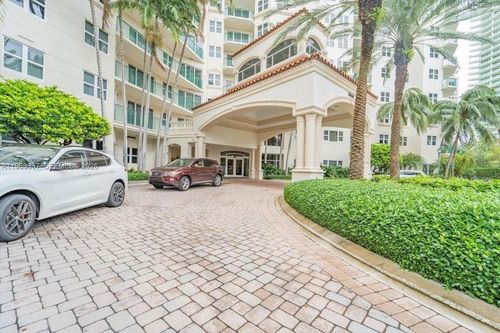 apt-409-20000 E Country Club Dr, Aventura, FL, 33180-3005 | Card Image