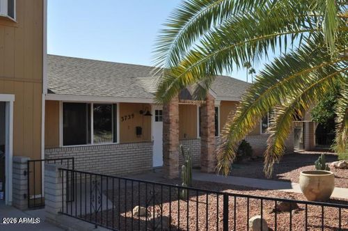 frnt-3739 E Montecito Ave, Phoenix, AZ, 85018-4000 | Card Image
