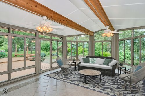 864 Ash Dr, Saint Anne, IL, 60964-4641 | Card Image