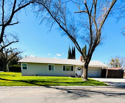 1905 La Cienega Dr., Modesto, CA, 95350 | Card Image