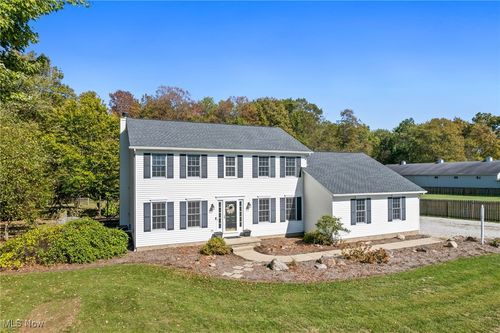 6007 Giddings Rd, Rootstown, OH, 44272-9745 | Card Image