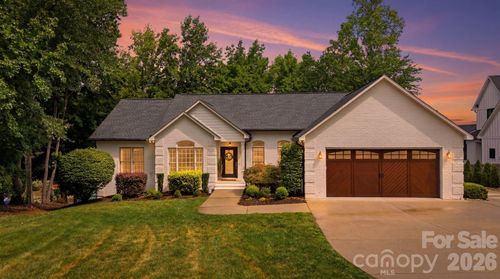 7559 Rabbit Cir, Denver, NC, 28037-9406 | Card Image