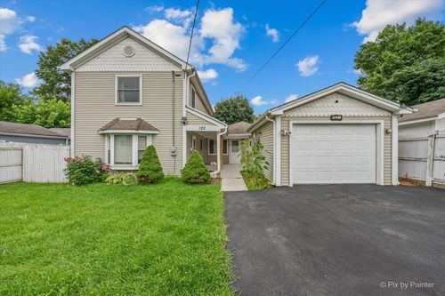 122 S Edison Ave, Elgin, IL, 60123-6127 | Card Image