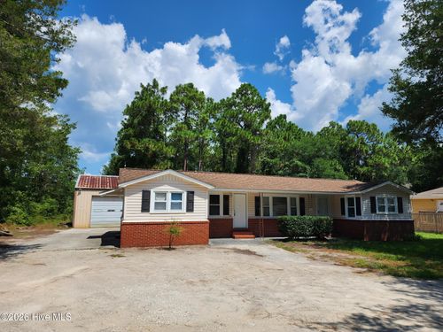 9266 Beach Dr Sw, Calabash, NC, 28467-2904 | Card Image