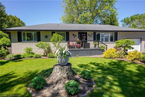 961 Hale St, Pointe Aux Roches, ON, N0R1N0 | Card Image