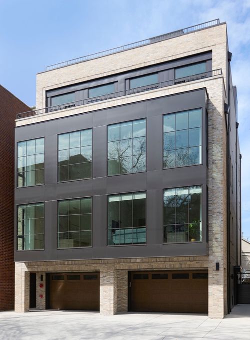 2s-1500 N Wieland St, Chicago, IL, 60610-1233 | Card Image