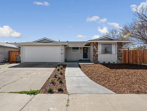 2902 Edenbank Ct, San Jose, CA, 95148-3604 | Card Image