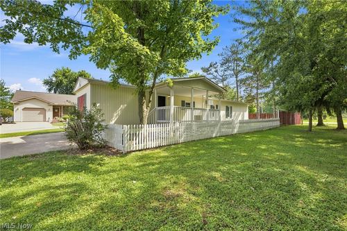 405 Palomino Ct, Lagrange, OH, 44050-9643 | Card Image