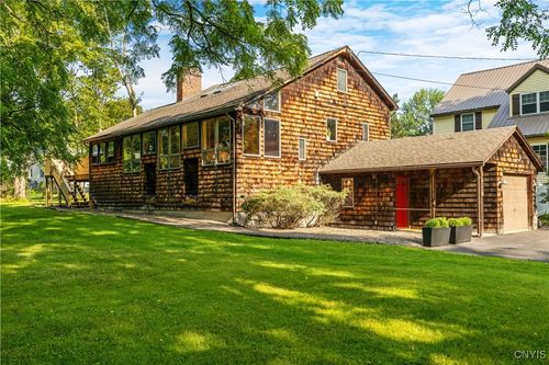101 Hunt Dr, Fayetteville, NY, 13066-1223 | Card Image
