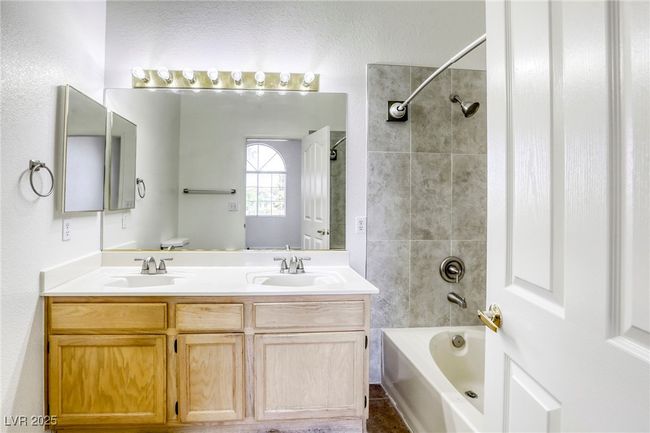 UNIT-232 - 8301 Boseck Dr, Condo with 2 bedrooms, 2 bathrooms and null parking in Las Vegas NV | Image 23