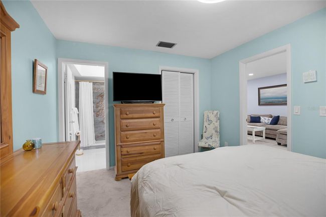 APT-33E - 1701 Pinehurst Rd, Condo with 2 bedrooms, 2 bathrooms and null parking in DUNEDIN FL | Image 13