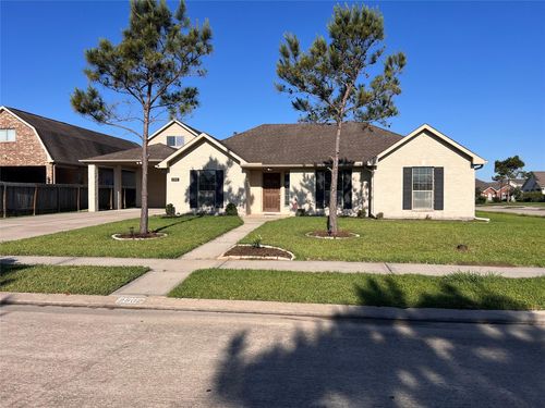 2502 Red Rock Rd, League City, TX, 77573-6577 | Card Image