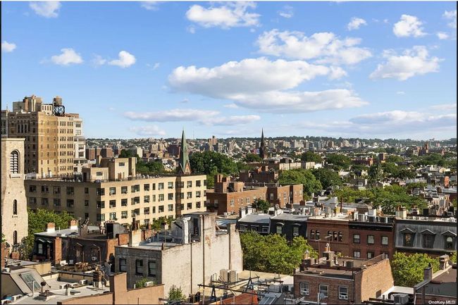 APT-703 - 105 Montague St, Home with 2 bedrooms, 1 bathrooms and null parking in Brooklyn Heights NY | Image 11