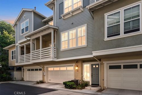 319-1800 Oak Street, Torrance, CA, 90501 | Card Image