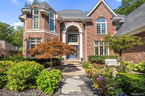 22573 Halifax Ln, Novi, MI, 48374-3532 | Card Image