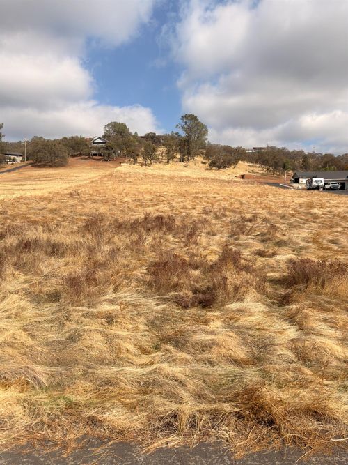 1340 Madreselva St, La Grange, CA, 95329 | Card Image