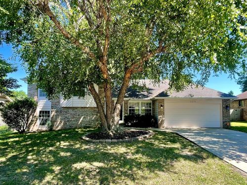 3619 W Maplewood St, Springfield, MO, 65807-5498 | Card Image