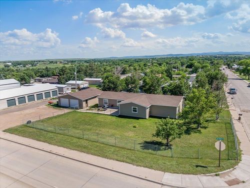 45 N 8th Ave, Belle Fourche, SD, 57717-1157 | Card Image