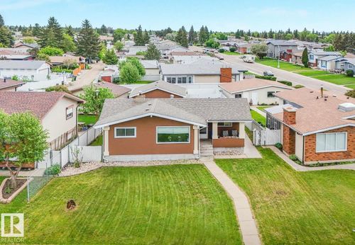 13807 92 St Nw, Edmonton, AB, T5E3S1 | Card Image