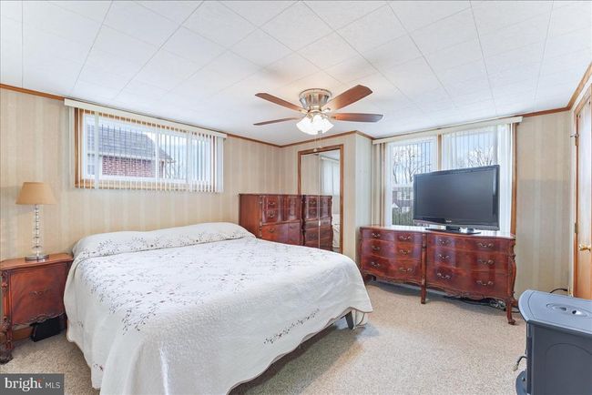 5169 Whitehall Dr, Townhouse with 4 bedrooms, 2 bathrooms and null parking in Clifton Hts PA | Image 15