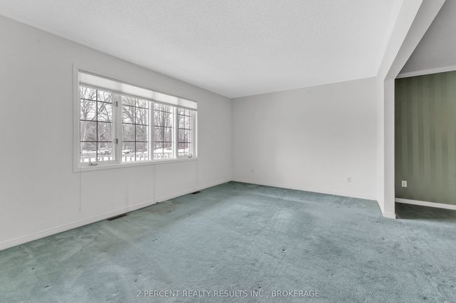 4953 Bradford Rd, House other with 2 bedrooms, 2 bathrooms and 10 parking in Harrowsmith ON | Image 7