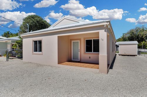 16 Jewfish Ave, Key Largo, FL, 33037-4712 | Card Image