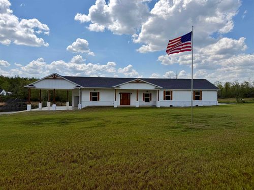 172 New Bethel Rd, Selmer, TN, 38375-1682 | Card Image
