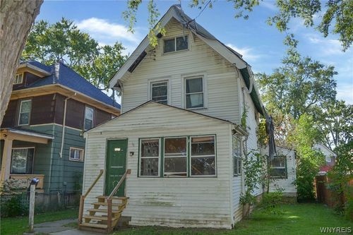 2215 Willow Ave, Niagara Falls, NY, 14305-3051 | Card Image