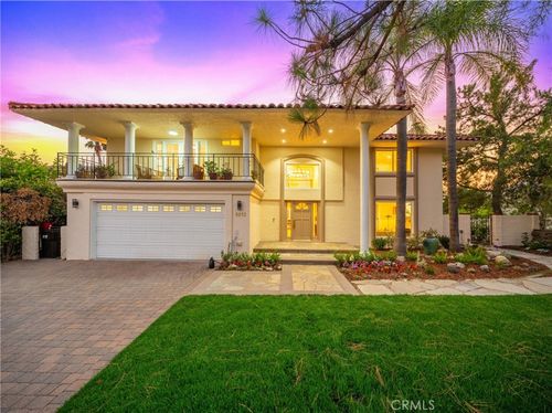 5213 Diamond Point Rd, La Canada Flintridge, CA, 91011-2808 | Card Image