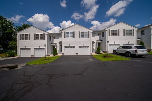 unit-8-572 Smithfield Rd, North Providence, RI, 02904-7642 | Card Image