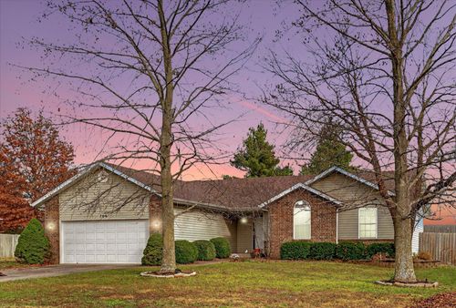 706 Berry Ln, Willard, MO, 65781-8341 | Card Image