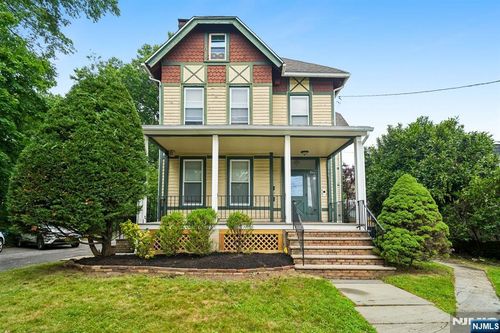 70 Elm St, Montclair, NJ, 07042-3235 | Card Image