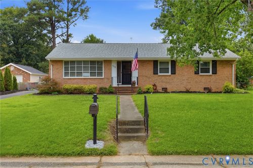 113 S Plains Dr, Petersburg, VA, 23805-9105 | Card Image