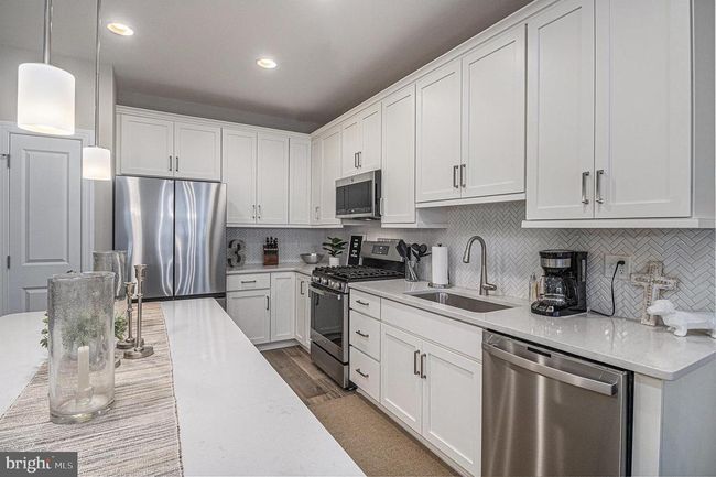 10 Wheatley Walk, Townhouse with 3 bedrooms, 3 bathrooms and null parking in Lansdale PA | Image 5