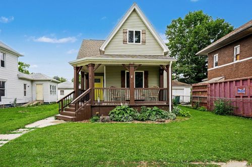 401 W 6th St, Mishawaka, IN, 46544-1907 | Card Image