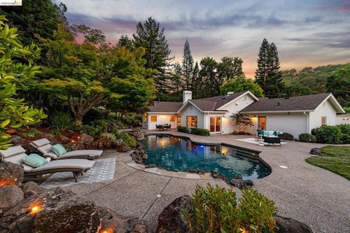196 Castle Hill Ranch Rd, Walnut Creek, CA, 94595-2653 | Card Image