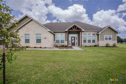 36 Meadow Creek Dr, Inez, TX, 77968-2100 | Card Image
