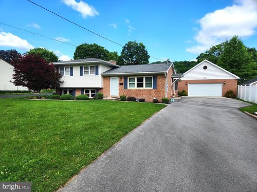 734 Preston St, Bedford, PA, 15522-1942 | Card Image
