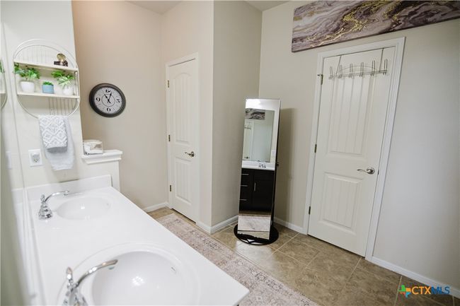 Ensuite | Image 31