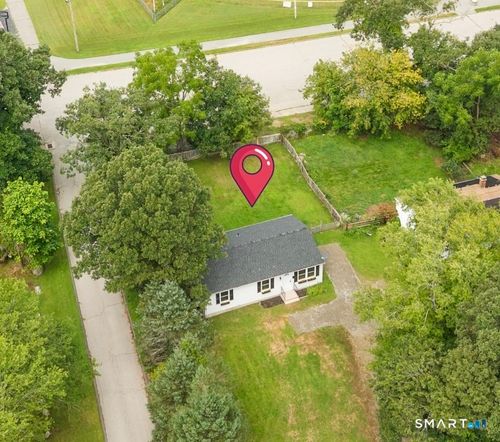 21 Potvin Ave, Moosup, CT, 06354-1217 | Card Image