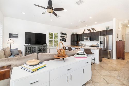 apt-200-3600 S Dixie Hwy, West Palm Beach, FL, 33405-2285 | Card Image